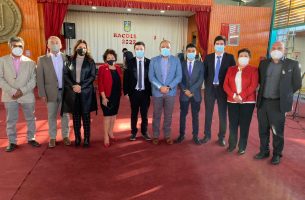 Ministro de Educación visitó Escuela G-101 Caracoles de Sierra Gorda