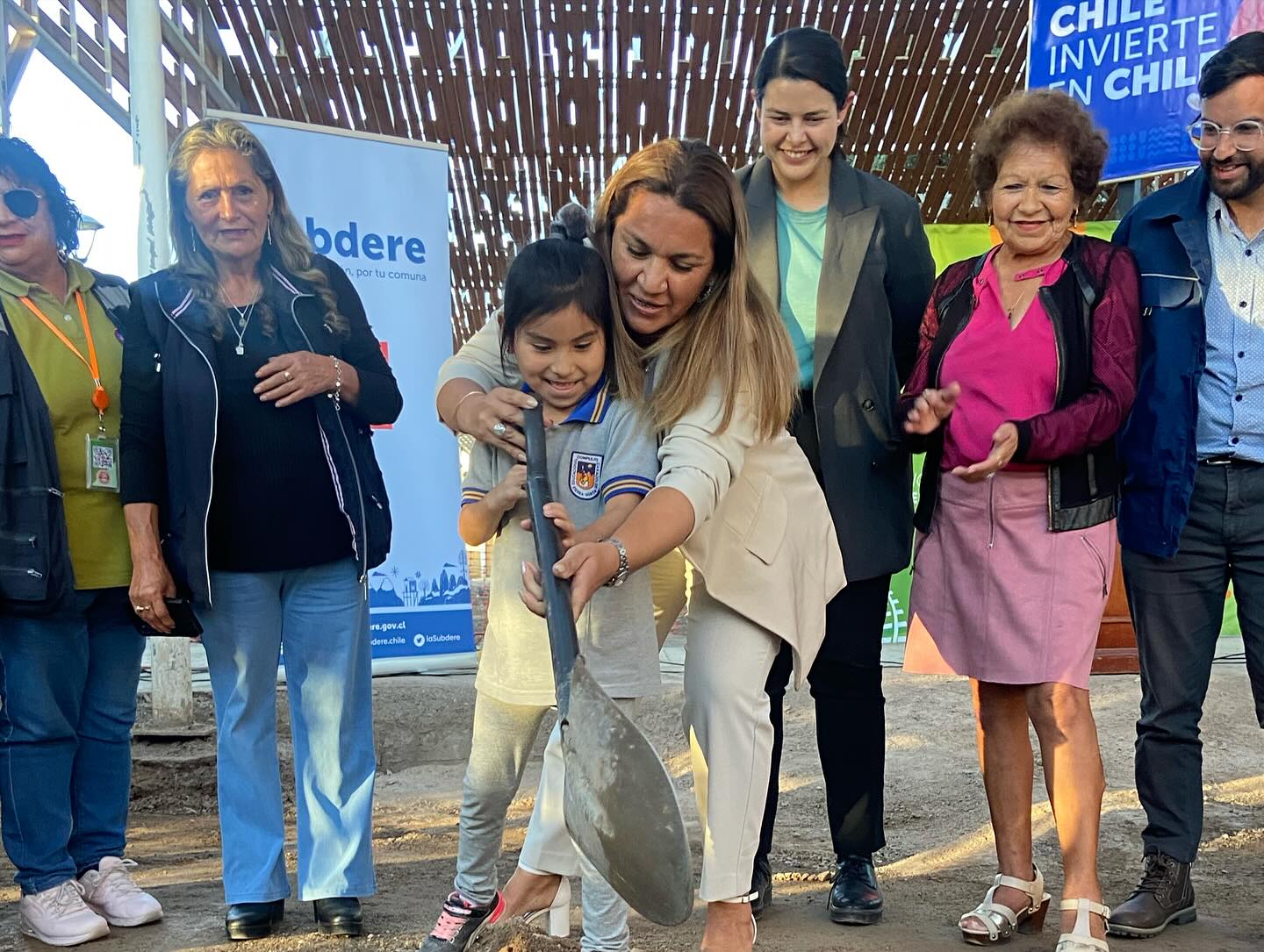 Con visita de la Subdere se realizó el hito de la primera piedra en Plaza Caracoles