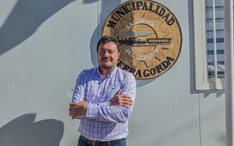 Nuevo director de DIDECO asume con foco en la eficiencia y el fortalecimiento de la gestión social en Sierra Gorda.