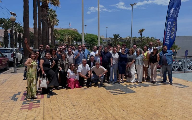 Alcaldesa de Sierra Gorda participa de primera Asamblea General de AMUNOCHI 2026